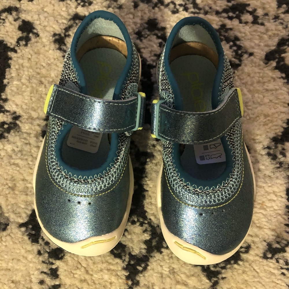 “Emme” Plae Shoes Size 7